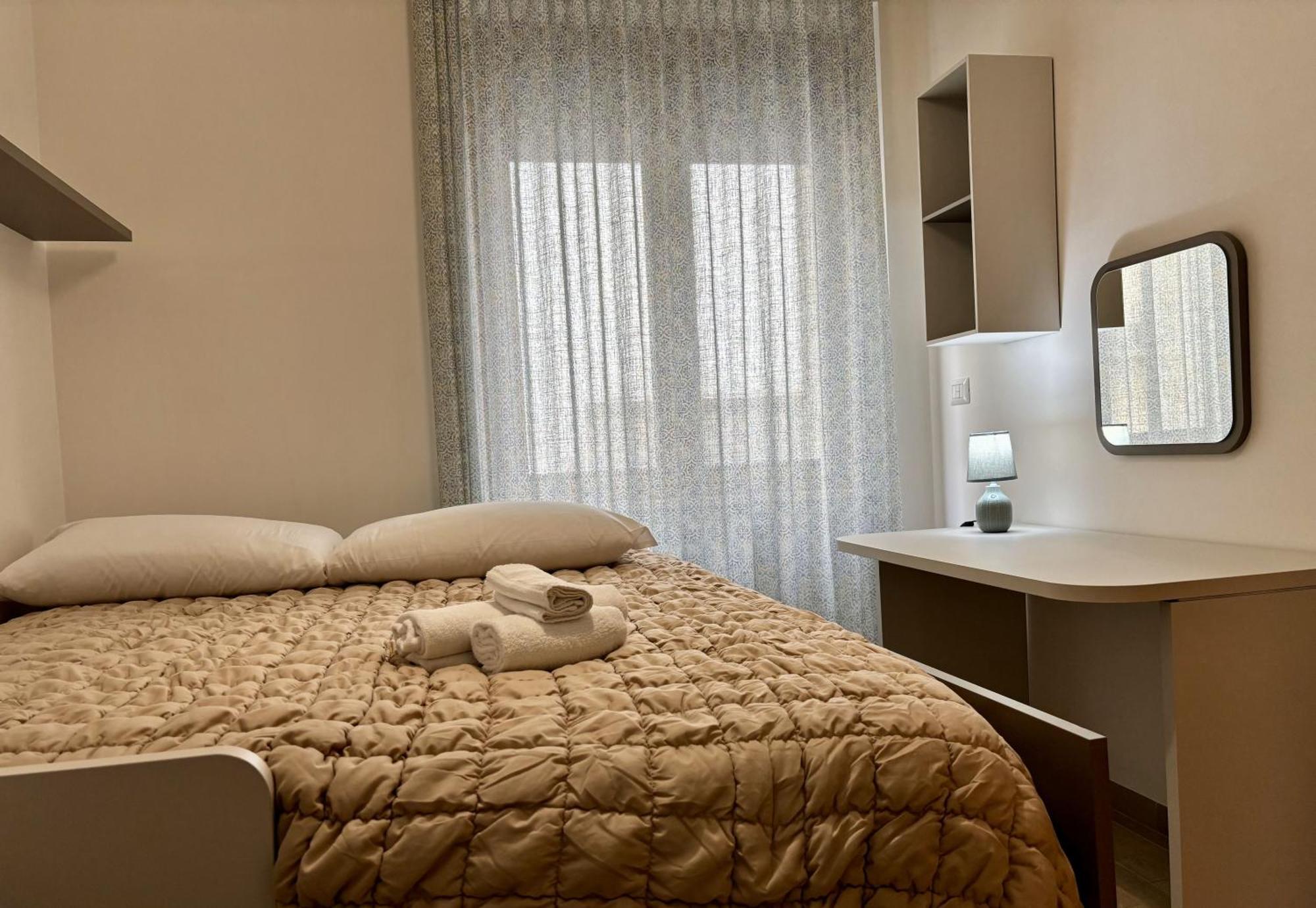 Zezzella By In Puglia Service Locorotondo Exterior foto